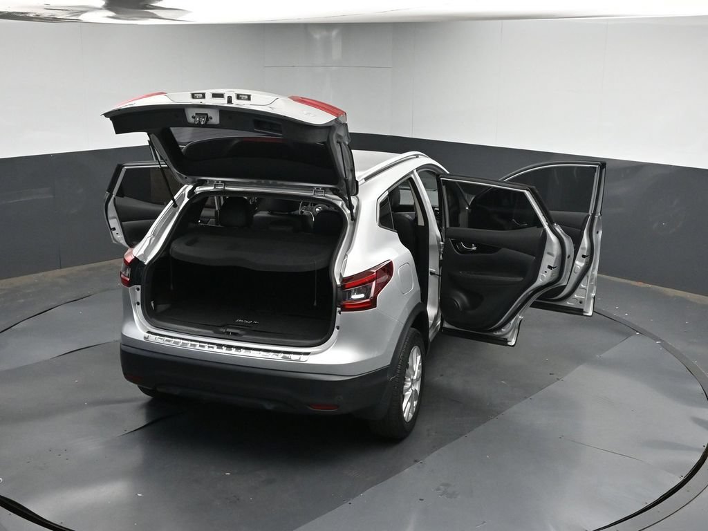Used 2022 Nissan Rogue Sport SV w/ Technology Package FWD image 44
