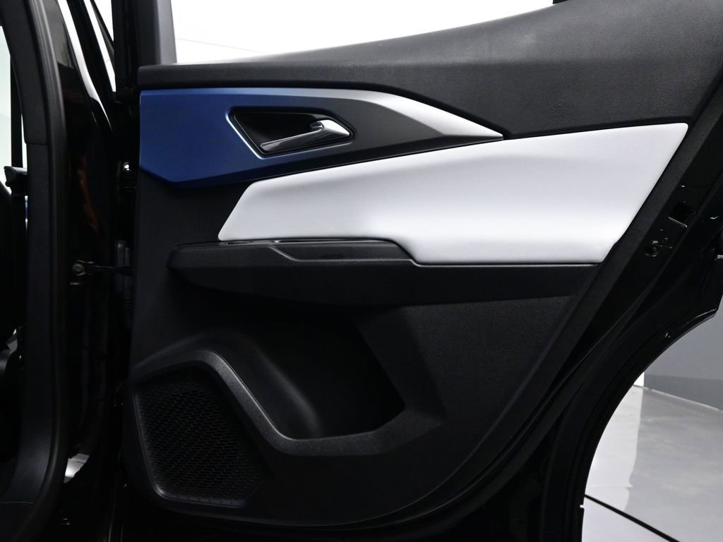 Used 2026 Chevrolet Equinox EV LT image 33