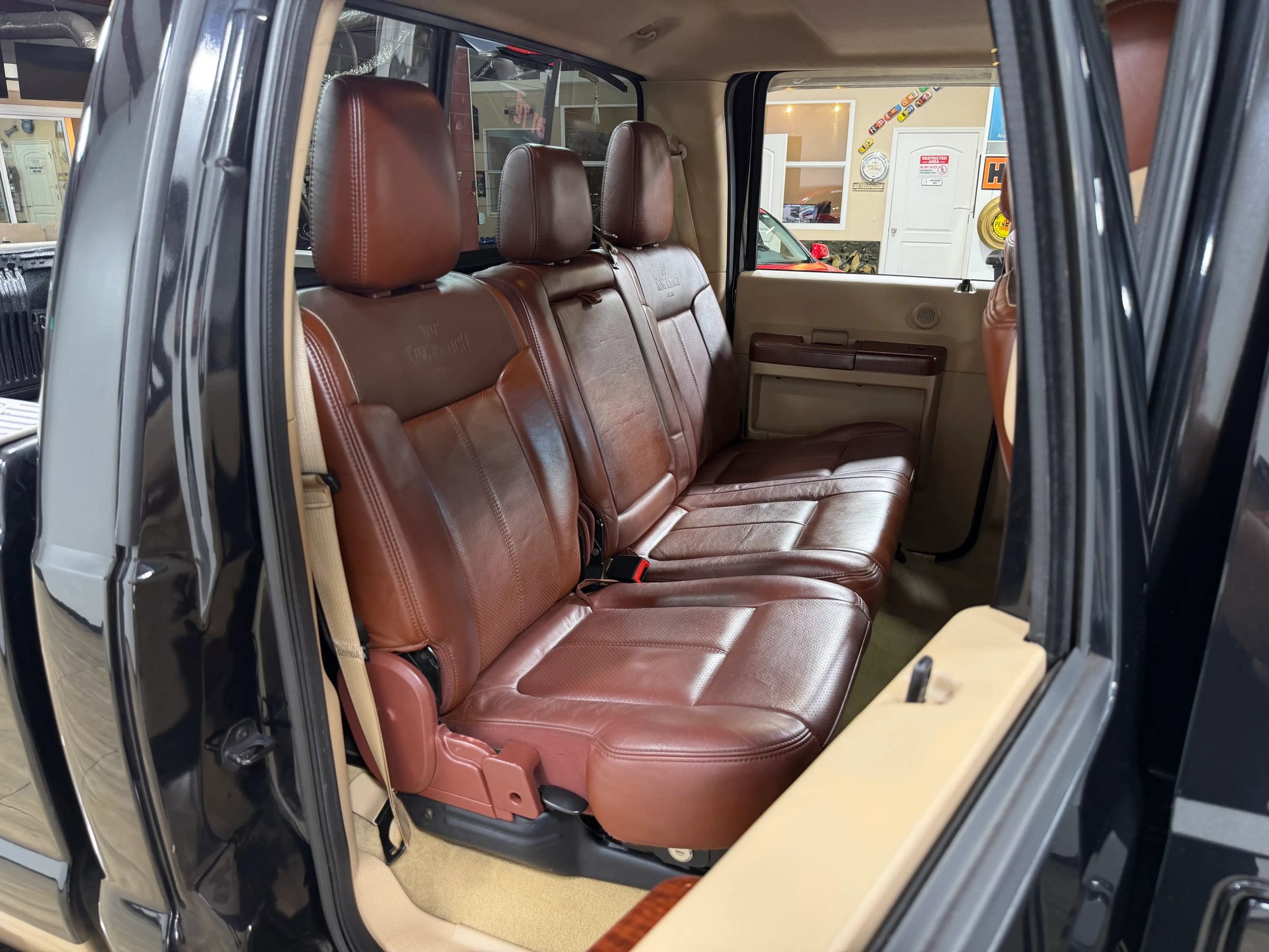 Used 2013 Ford F250 King Ranch w/ FX4 Off Road Pkg AWD/4WD image 18