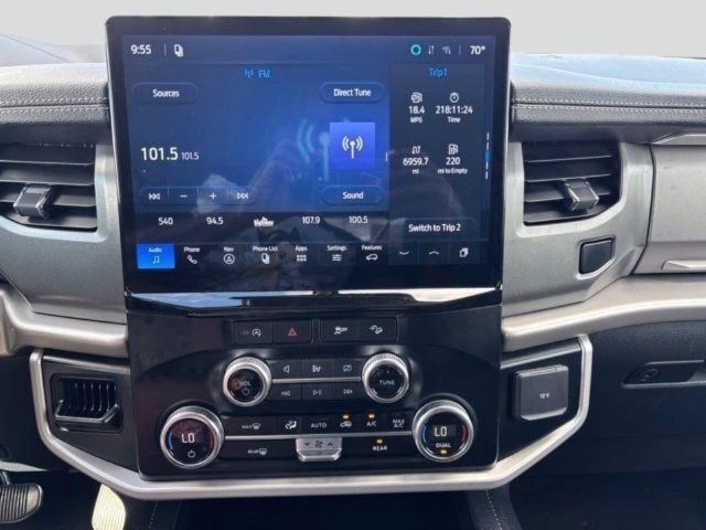 Used 2024 Ford Expedition XLT AWD/4WD image 23