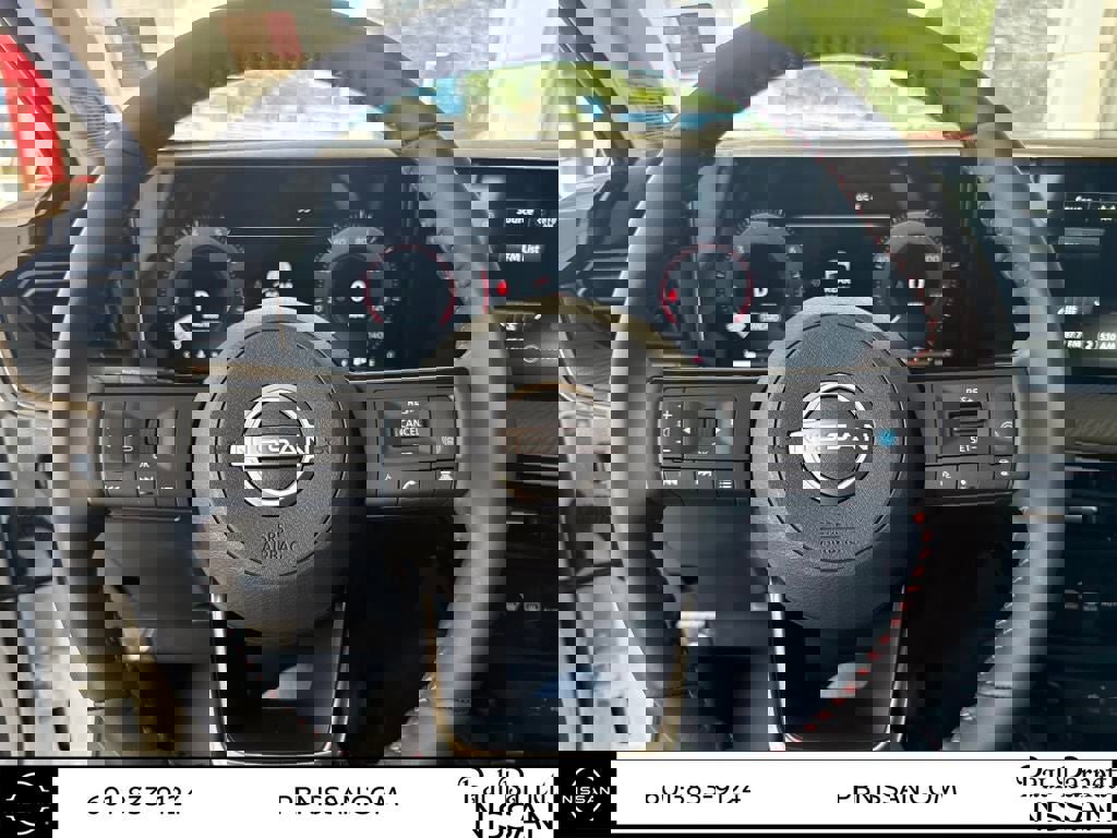 New 2025 Nissan Kicks SR image 13