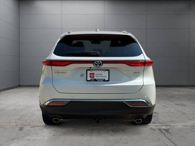 Certified 2024 Toyota Venza XLE AWD/4WD image 94