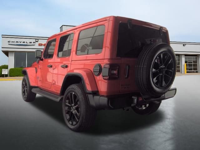 Used 2025 Jeep Wrangler Sahara 4xe image 5