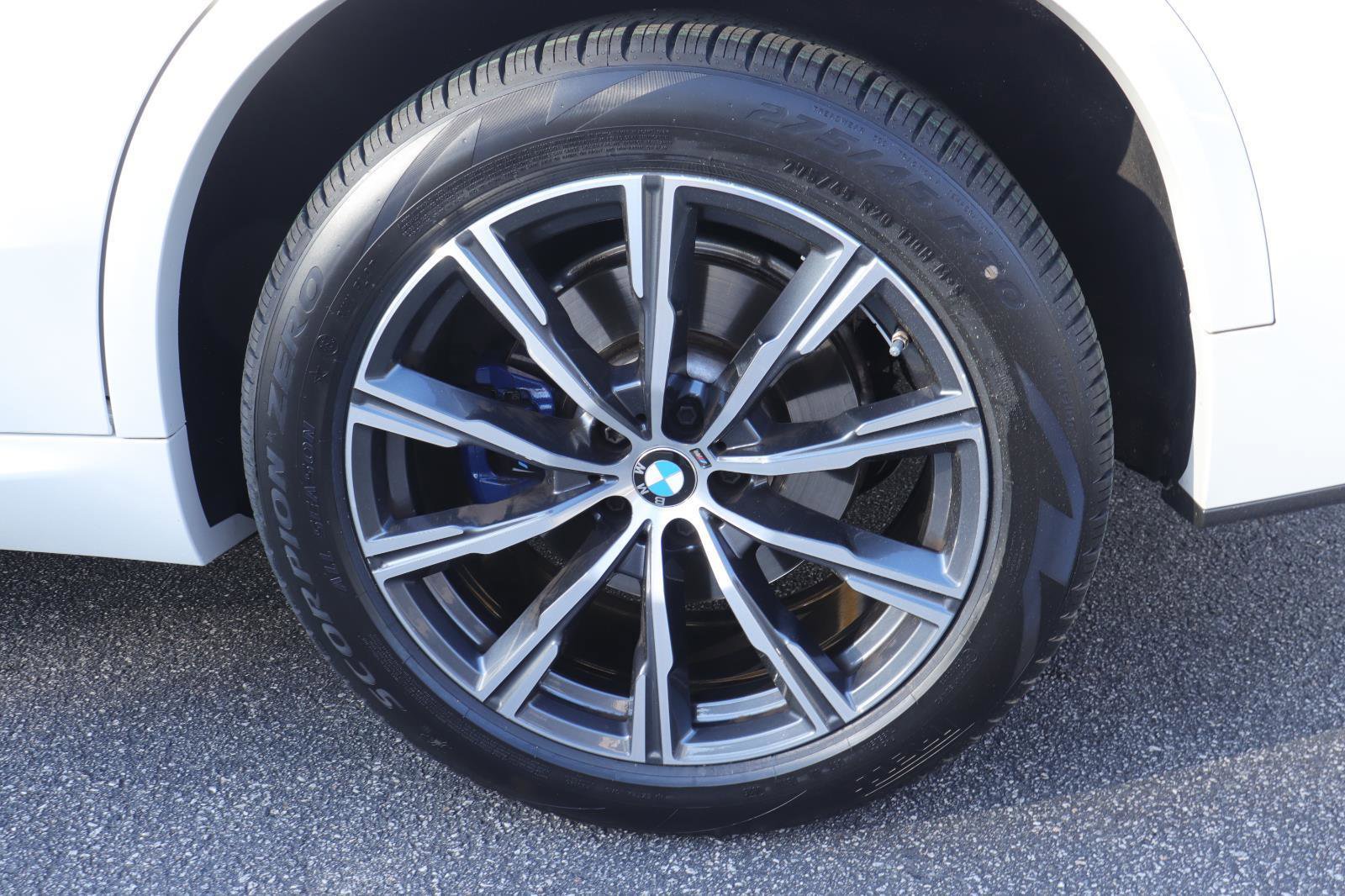 Used 2022 BMW X5 xDrive40i w/ M Sport Package image 43