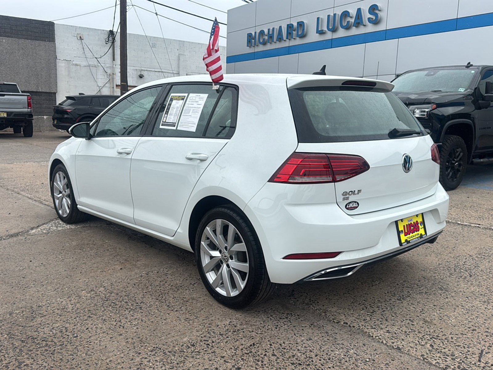 Used 2019 Volkswagen Golf SE w/ Driver Assistance Package FWD image 7