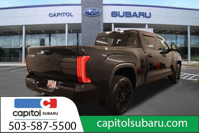 Used 2023 Hyundai Kona SE w/ Cargo Package FWD image 3