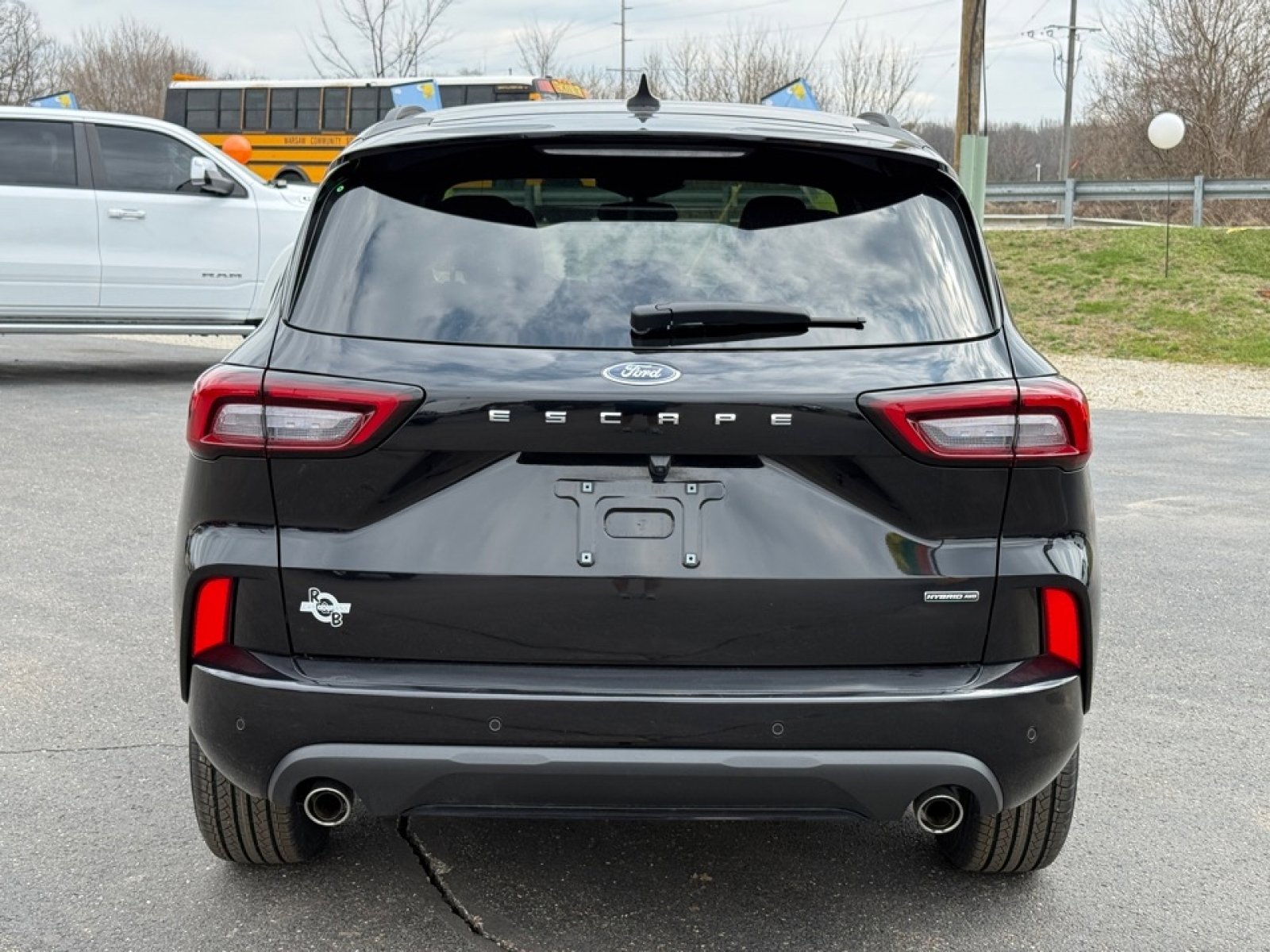 Used 2024 Ford Escape ST-Line Select w/ Tech Pack #1 AWD/4WD image 7