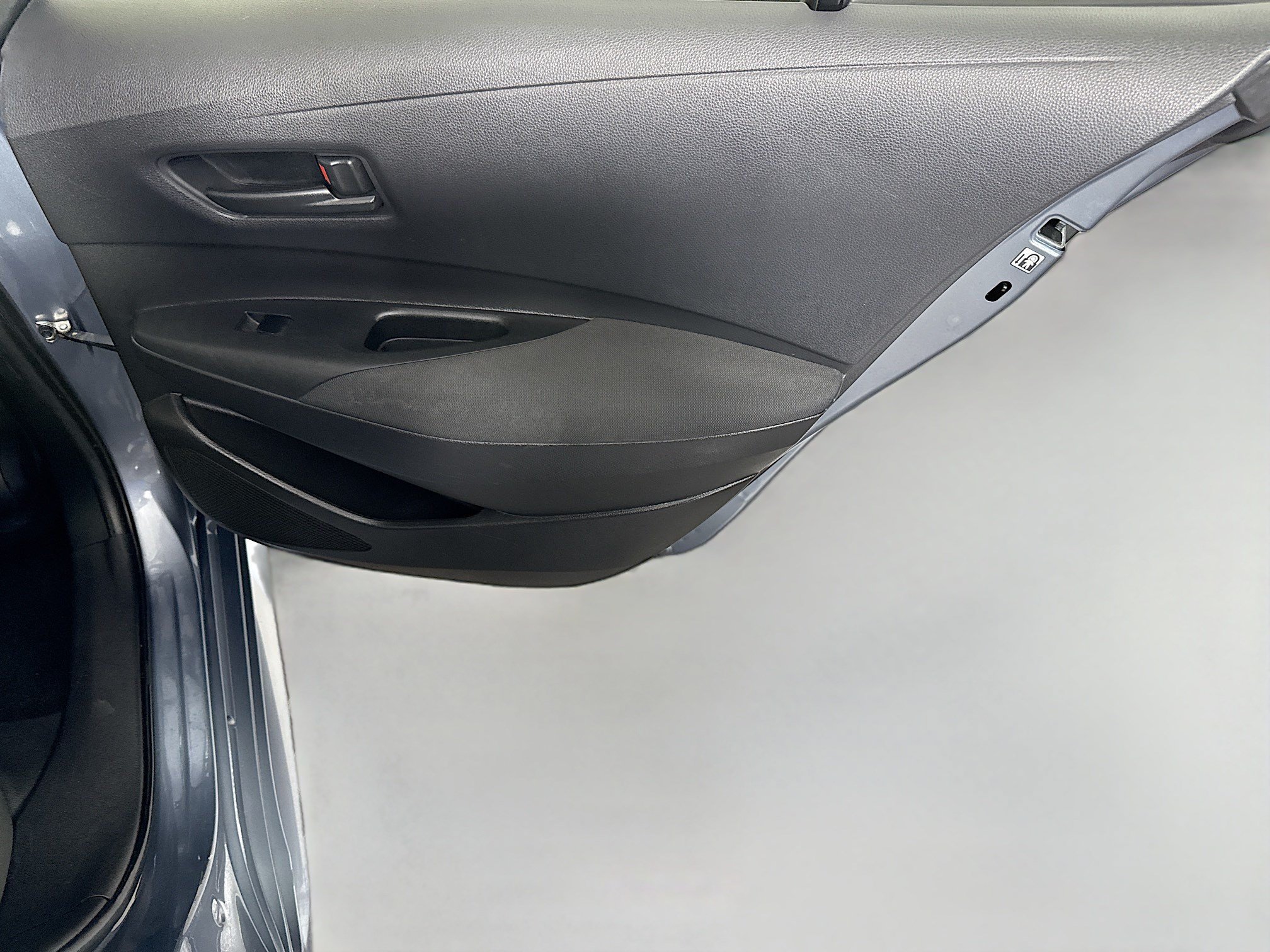 Used 2022 Toyota Corolla LE FWD image 27