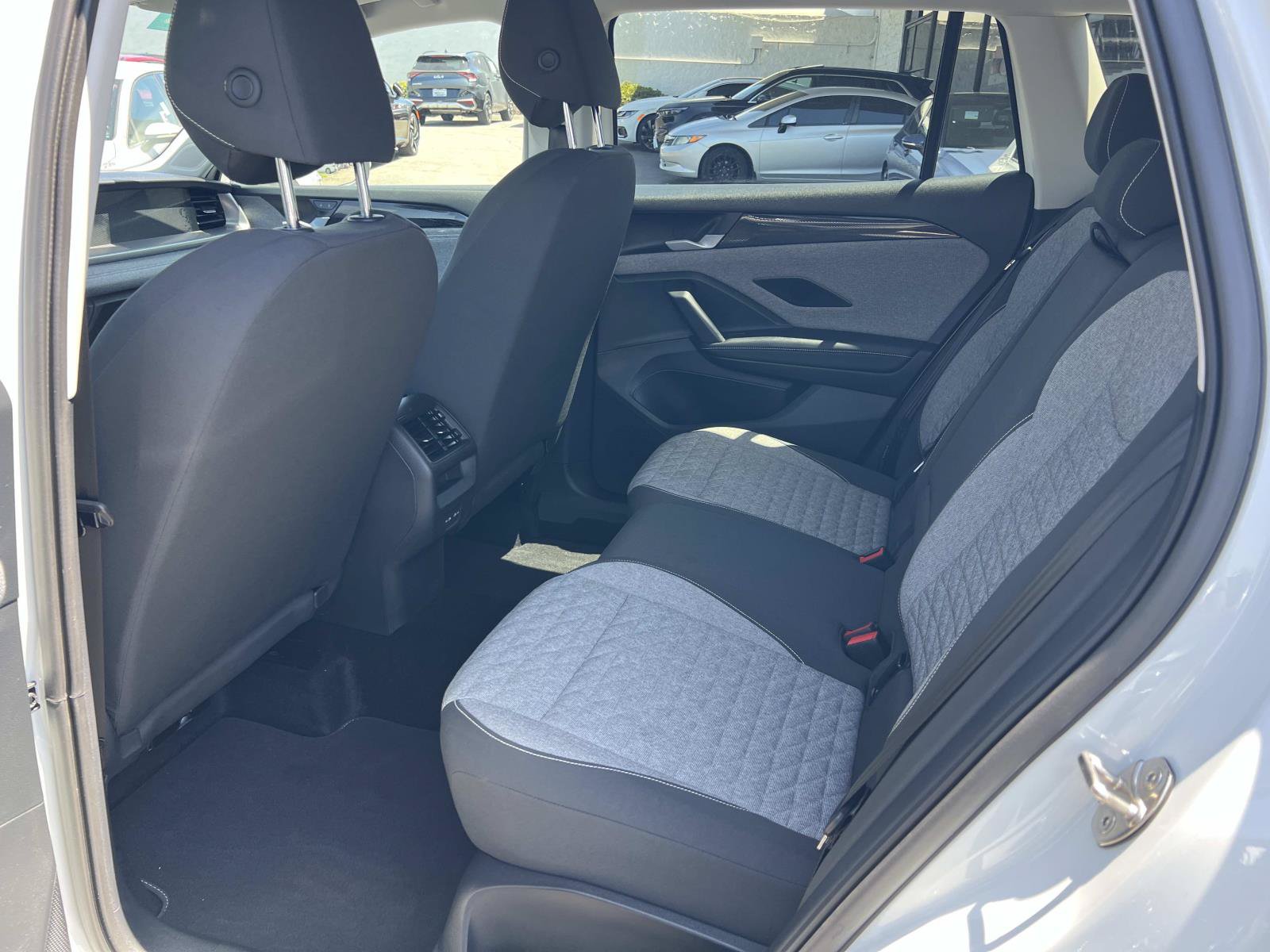 Certified 2025 Volkswagen Tiguan S FWD image 21