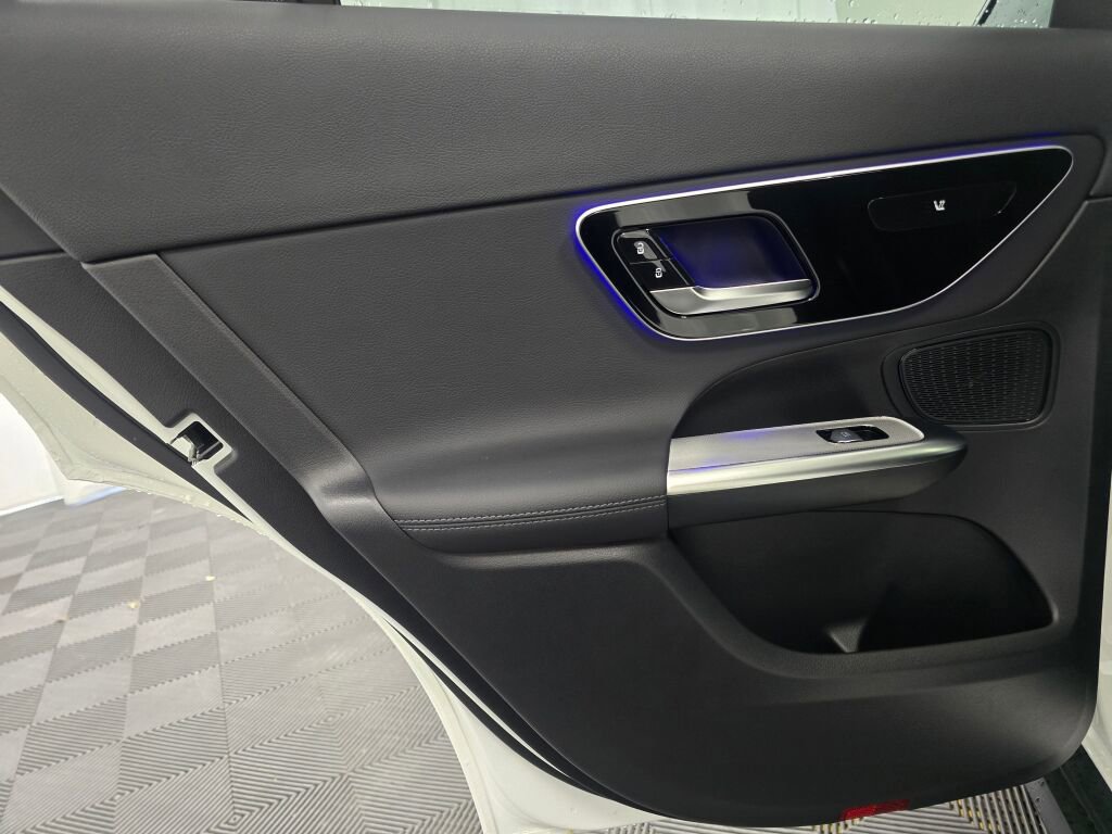 New 2026 Mercedes-Benz GLC 300 4MATIC image 19