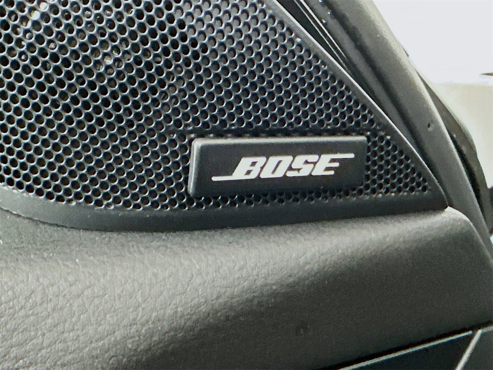 Certified 2025 MAZDA CX-50 2.5 Hybrid w/ Premium Plus Pkg image 19