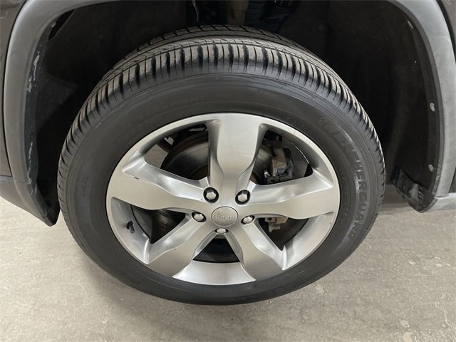 Used 2012 Jeep Grand Cherokee Overland image 23