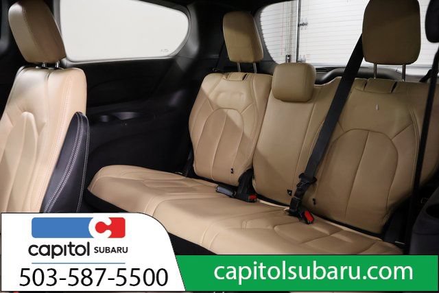 Used 2019 Chrysler Pacifica Touring Plus w/ S Appearance Package FWD image 31
