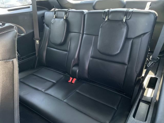 Certified 2023 Ford Explorer XLT w/ Equipment Group 202A RWD image 34