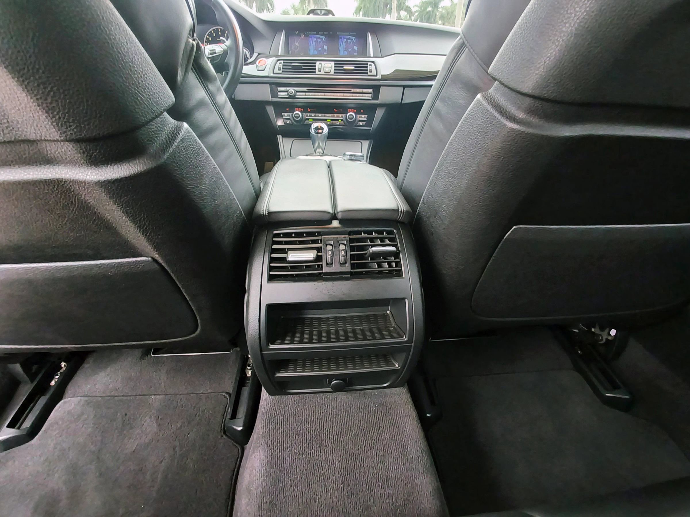 Used 2014 BMW M5 image 30