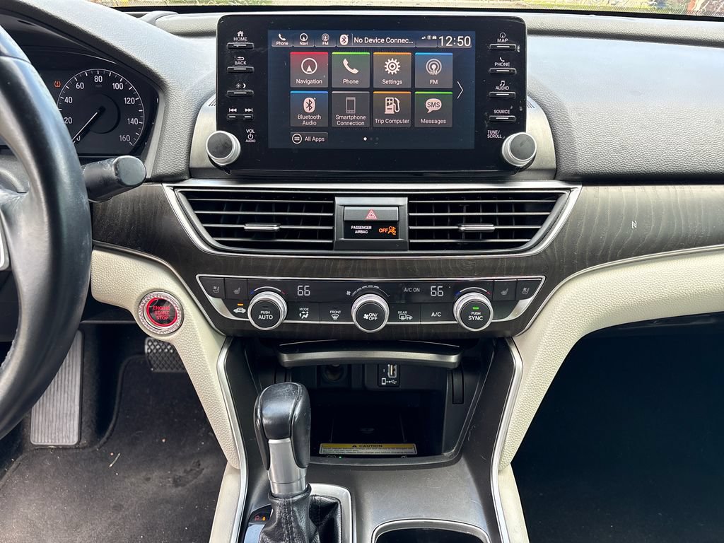 Used 2018 Honda Accord Touring image 30