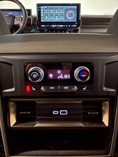 Used 2024 GMC Hummer EV 3X w/ Extreme Off-Road Package image 32