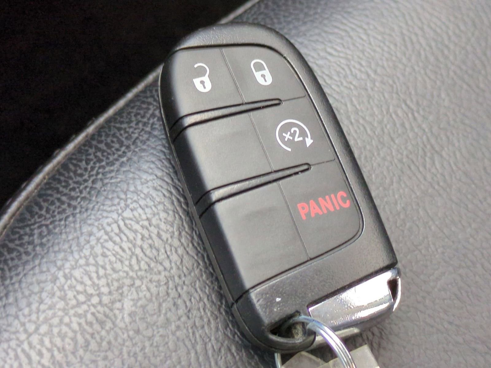 Used 2019 Jeep Compass Limited image 34