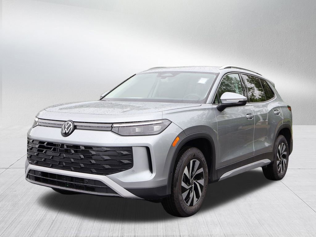 Used 2025 Volkswagen Tiguan S