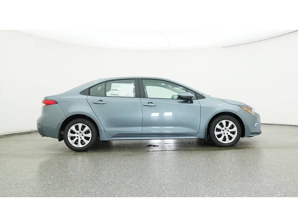 Used 2025 Toyota Corolla LE FWD image 32