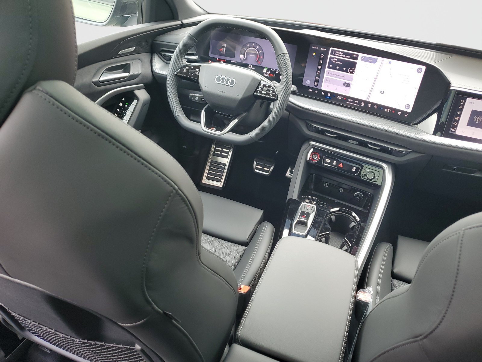 New 2026 Audi SQ5 Prestige AWD/4WD image 11