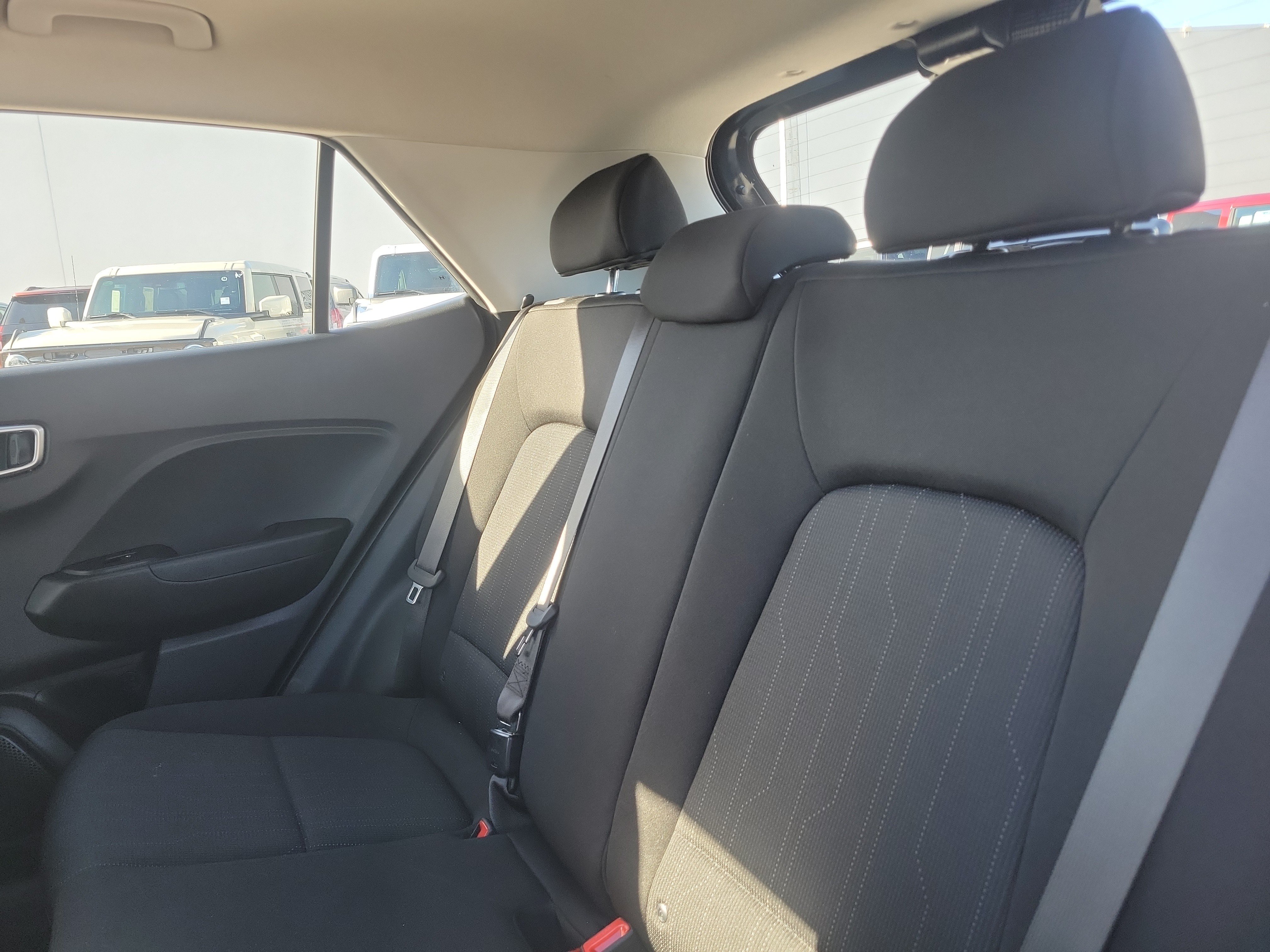 Used 2026 Hyundai Venue SE FWD image 15