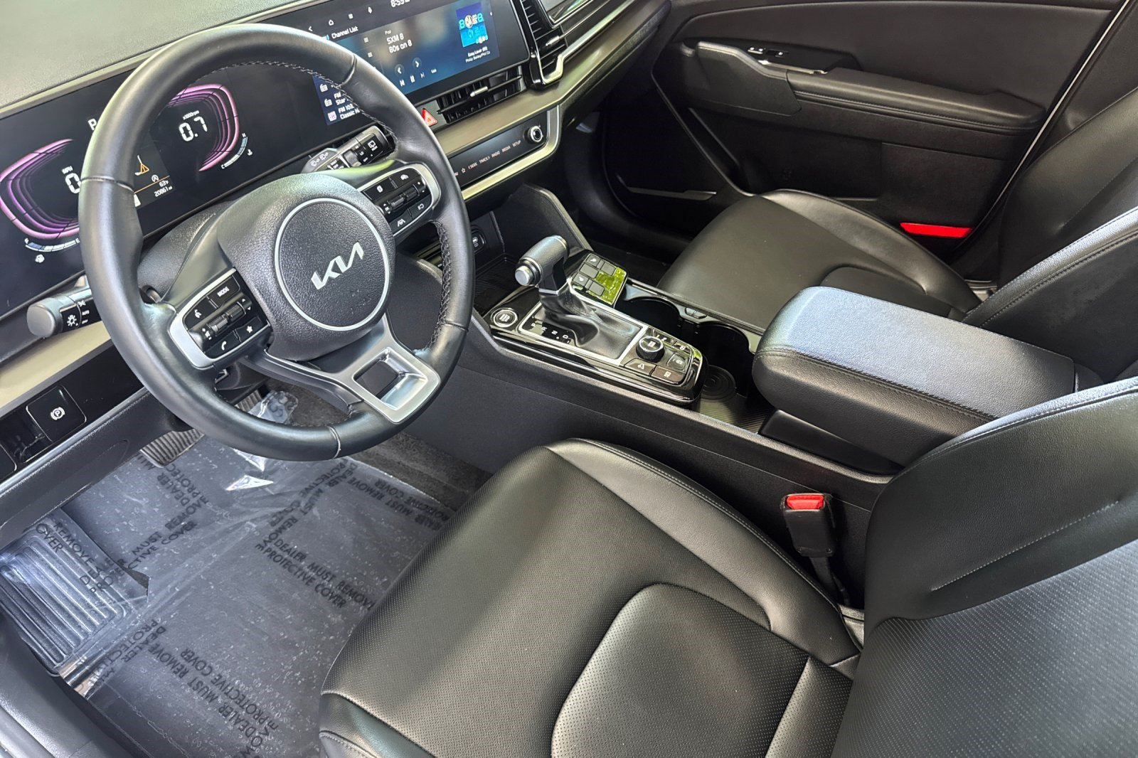 Used 2024 Kia Sportage EX FWD image 4