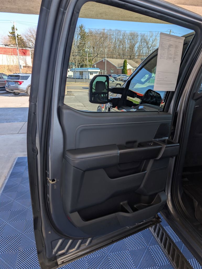 Used 2022 Ford F150 XLT w/ Equipment Group 302A High image 19