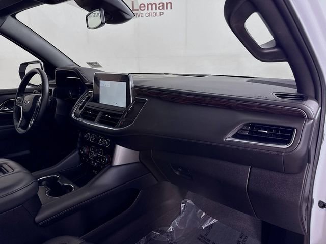 Used 2024 Chevrolet Suburban Z71 w/ Luxury Package image 32