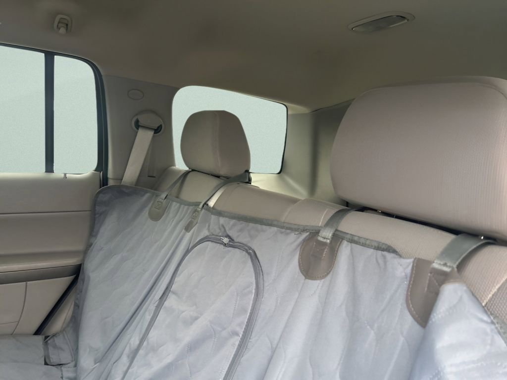 Used 2010 Chevrolet HHR LT image 16