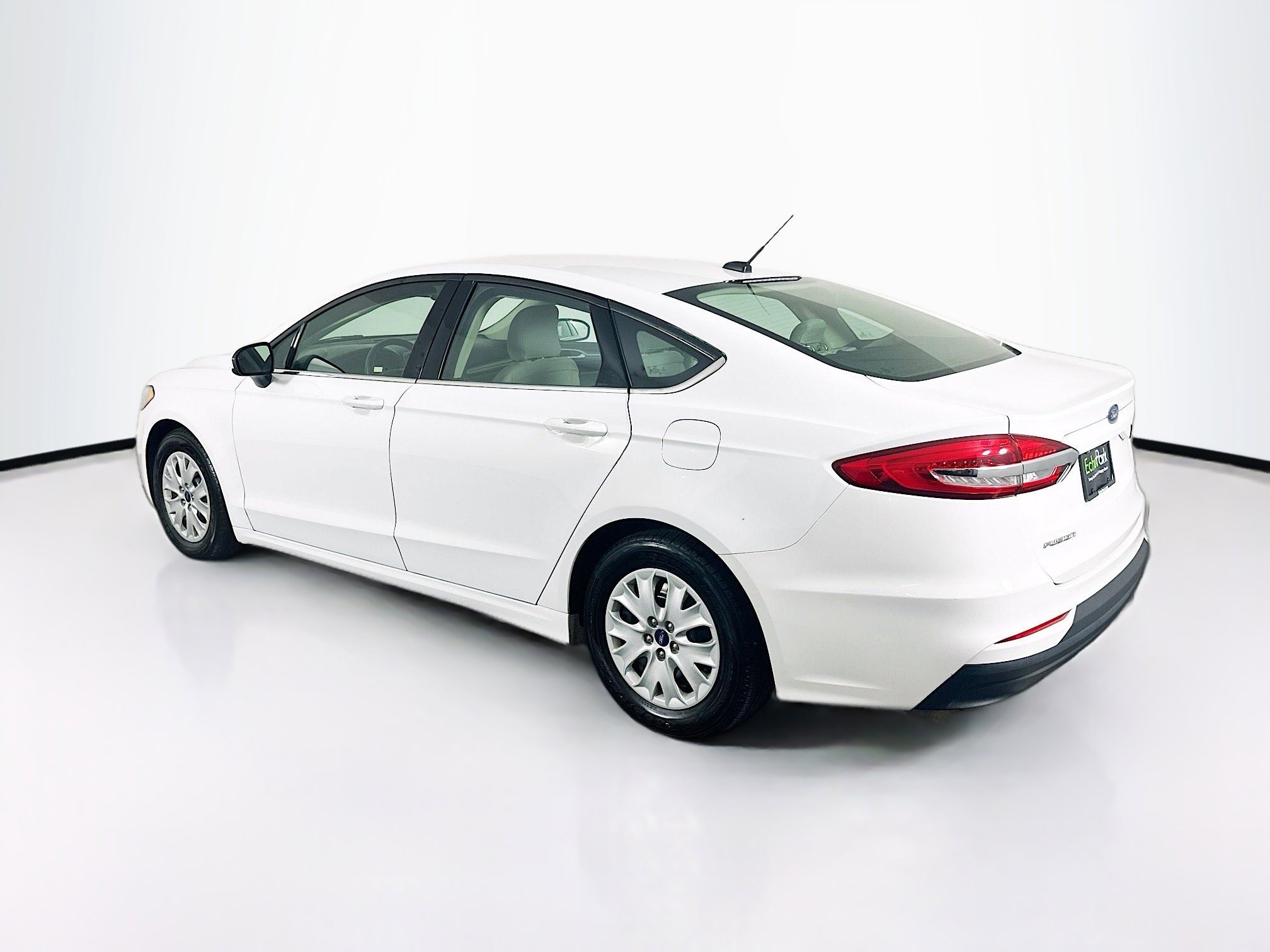 Used 2019 Ford Fusion S image 5