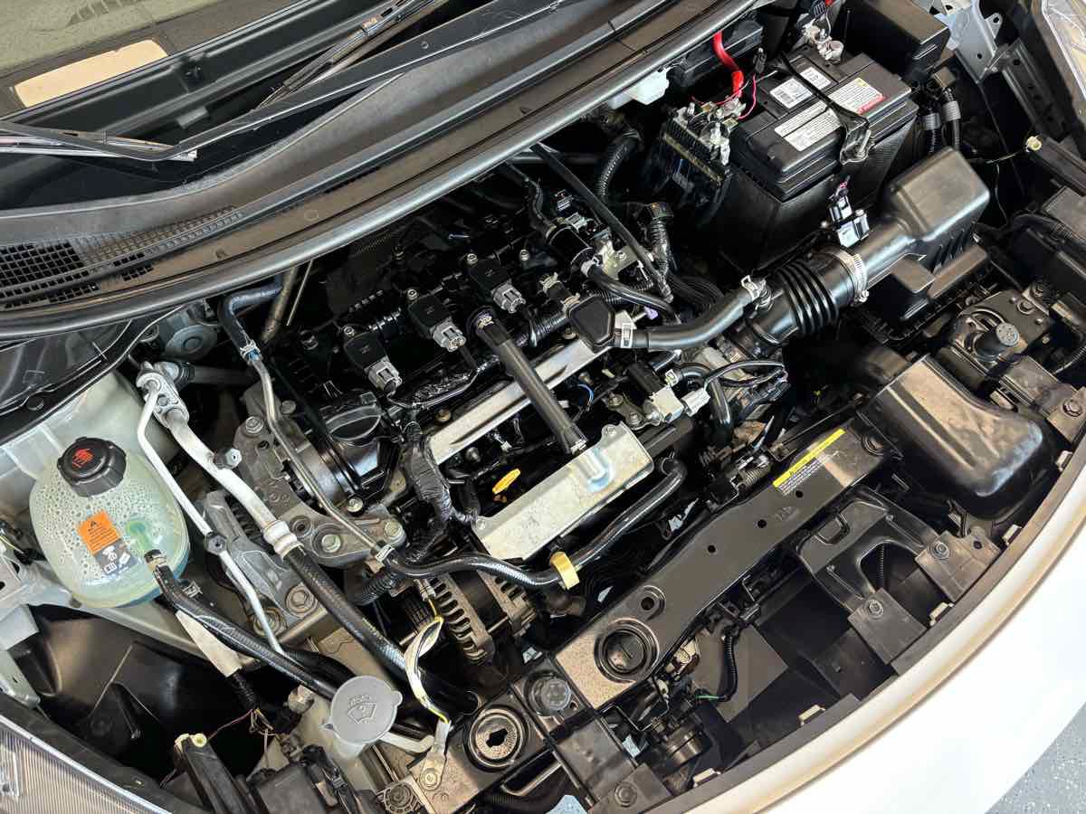 Used 2023 Nissan Versa S w/ S Plus Package FWD image 28