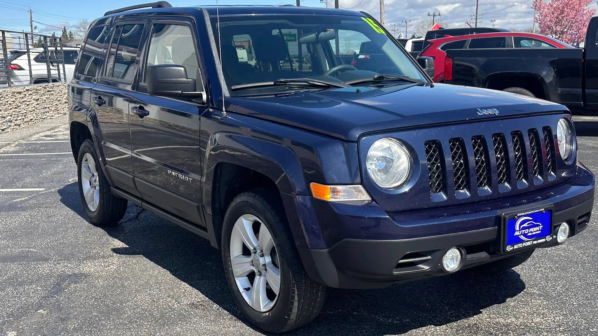 Used 2015 Jeep Patriot Sport w/ Power Value Group AWD/4WD image 3