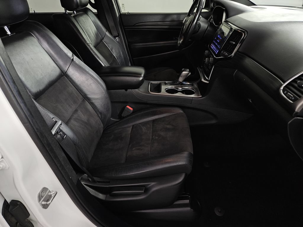 Used 2020 Jeep Grand Cherokee Altitude RWD image 28