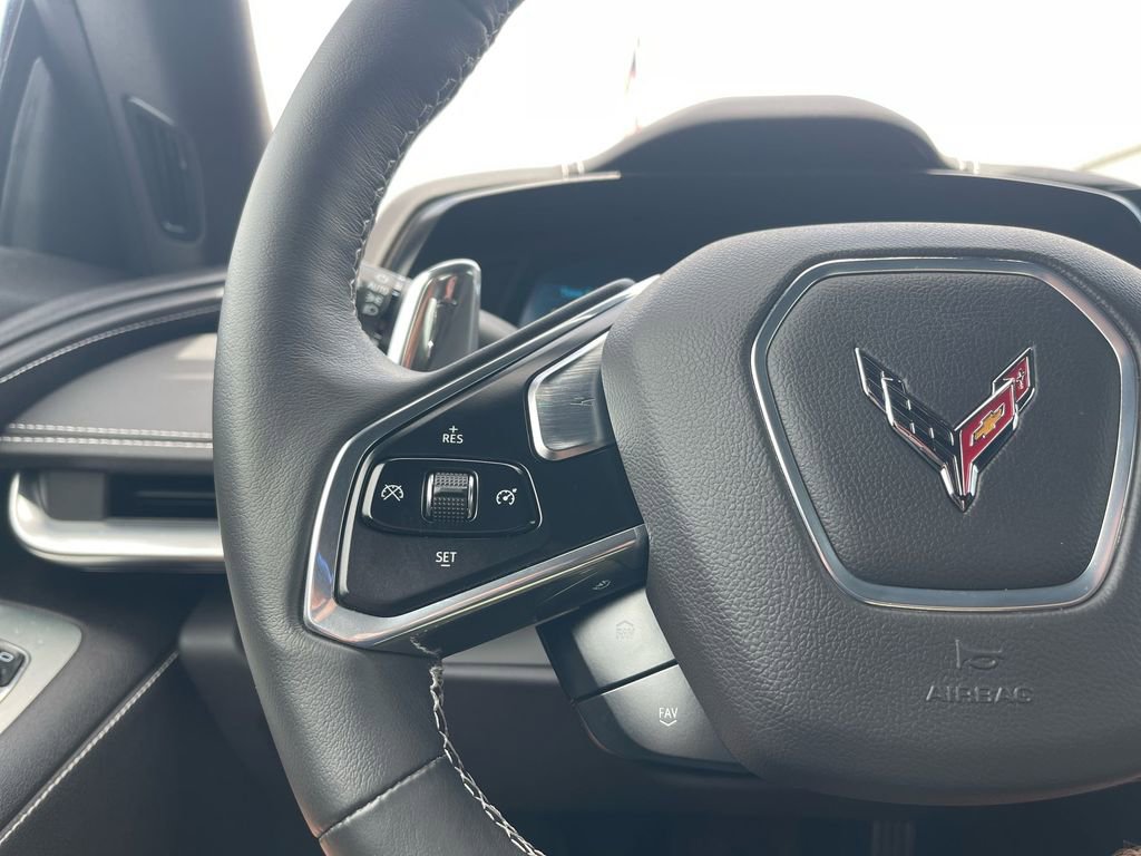 Used 2023 Chevrolet Corvette Stingray w/ Z51 Performance Package image 14