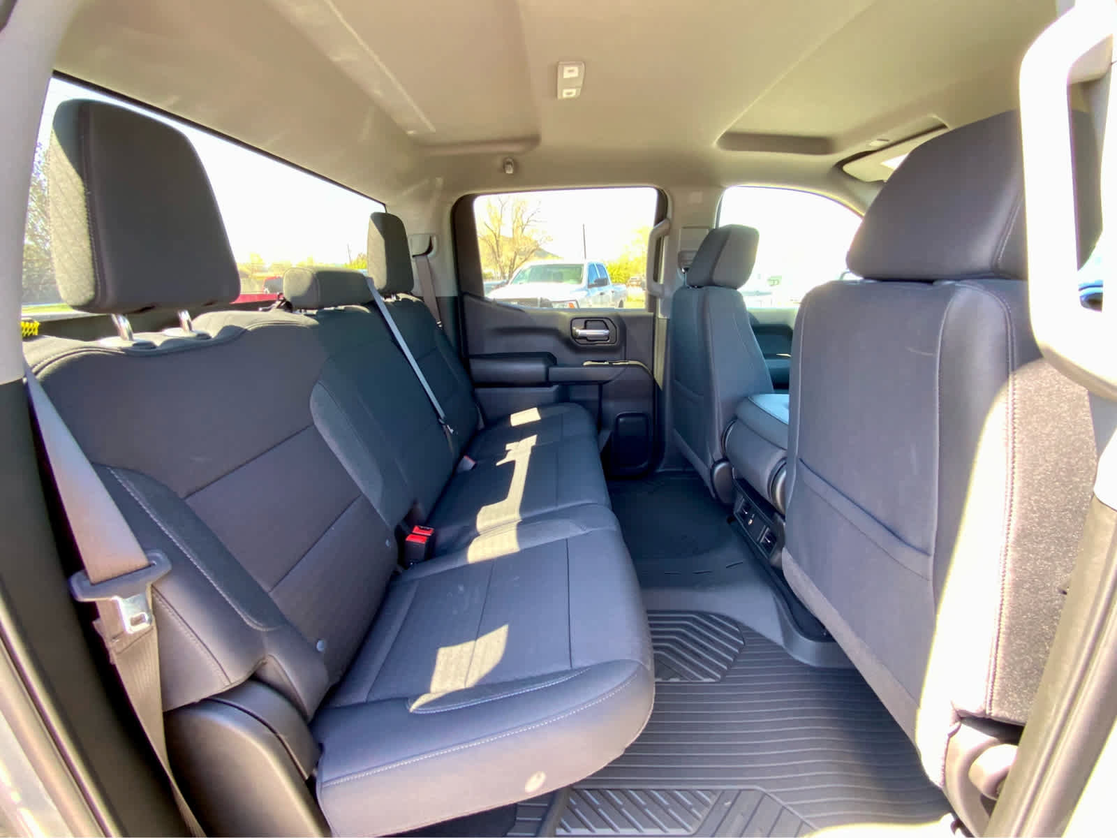 New 2026 Chevrolet Silverado 1500 Custom Trail Boss w/ LPO, Dark Essentials Package AWD/4WD image 26
