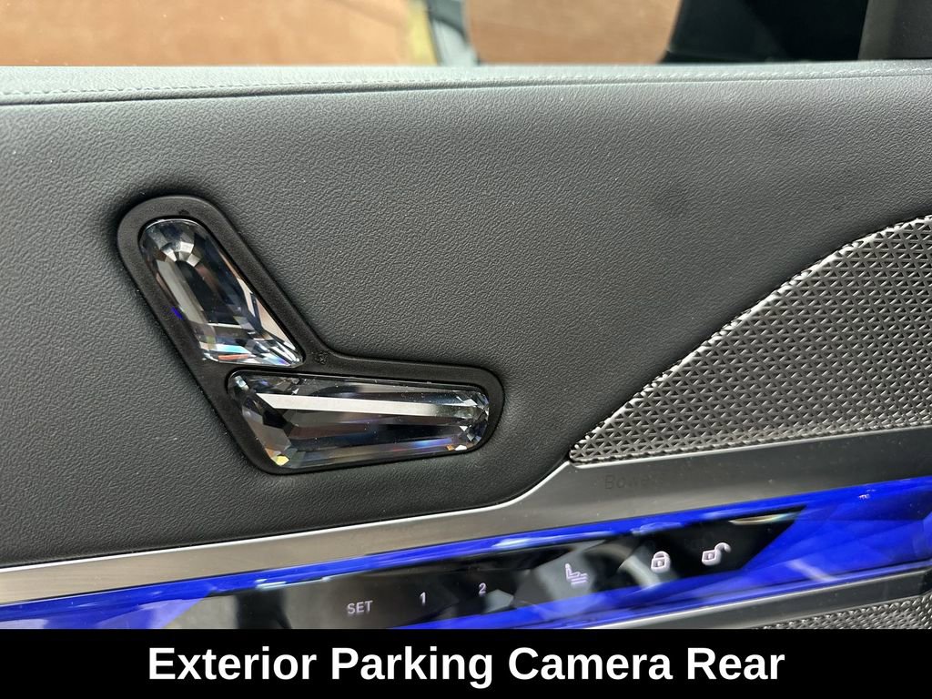 Used 2024 BMW 740i xDrive image 17