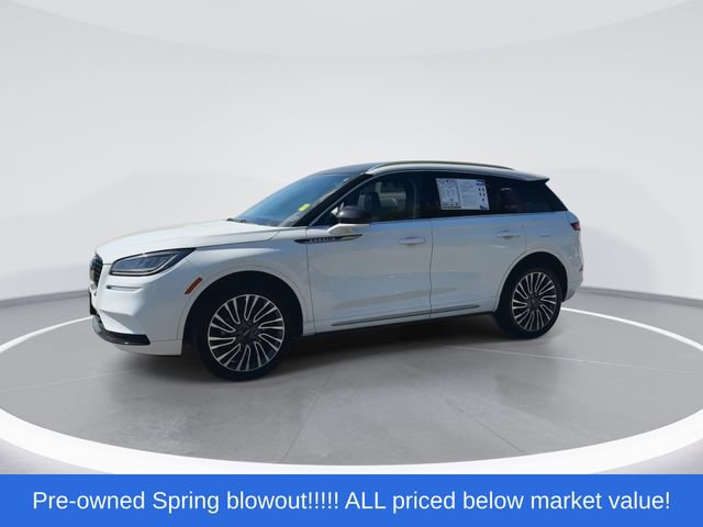Used 2022 Lincoln Corsair AWD w/ Premium Package image 4