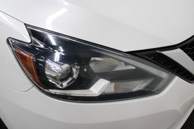 Used 2017 Nissan Sentra SR w/ SR Midnight Edition image 24