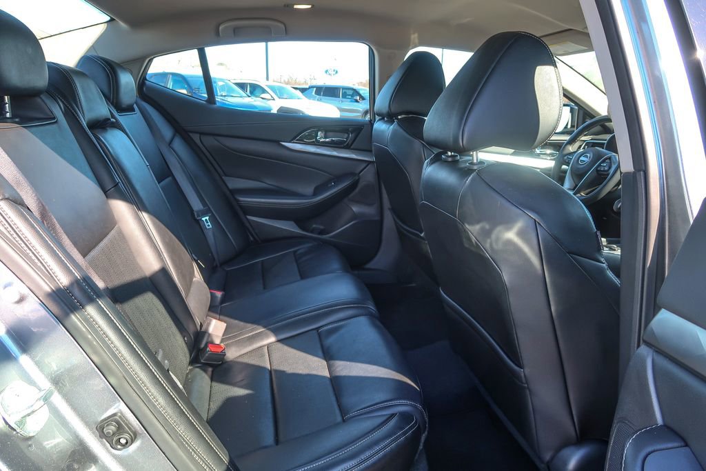 Used 2023 Nissan Maxima SV w/ Floor Mat Group image 15