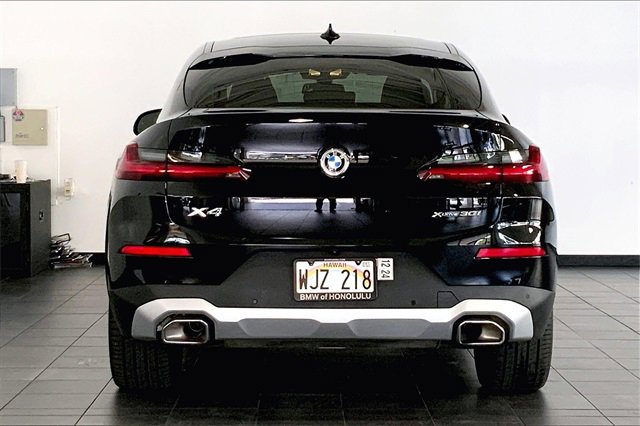 Used 2023 BMW X4 xDrive30i w/ Convenience Package image 4