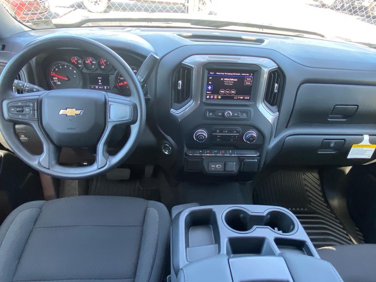 New 2026 Chevrolet Silverado 1500 Custom w/ LPO, Dark Essentials Package AWD/4WD image 13