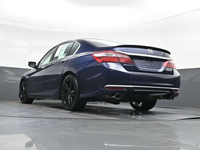 Used 2017 Honda Accord Sport Special Edition image 31