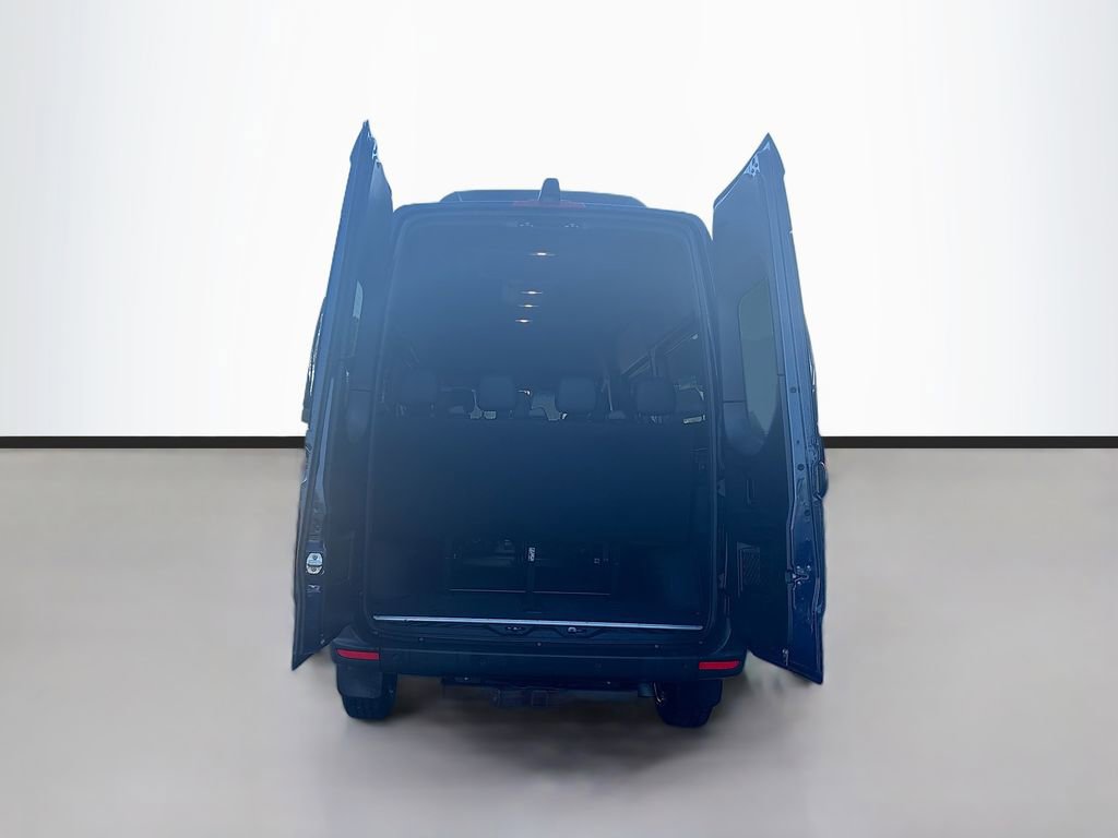 Used 2024 Mercedes-Benz Sprinter 2500 image 8