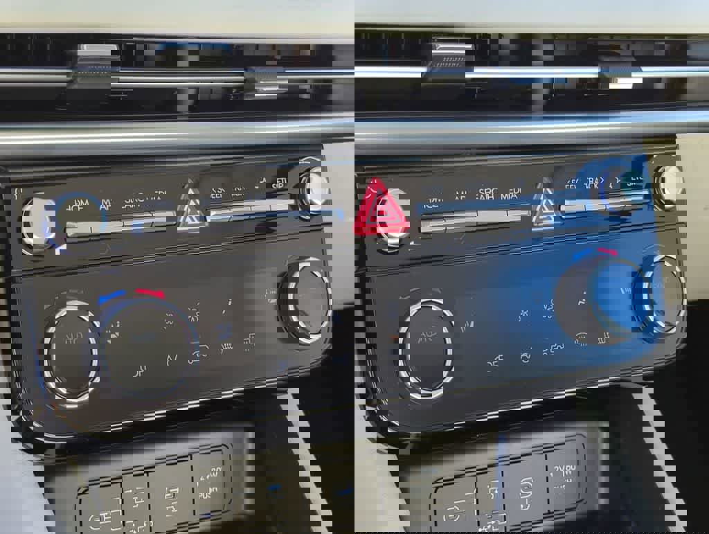 New 2026 Hyundai Tucson SEL image 32