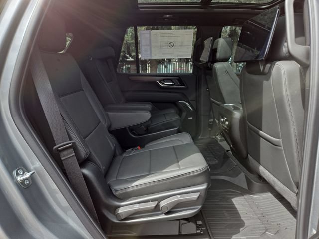New 2026 GMC Yukon Denali w/ Denali Reserve Package AWD/4WD image 38