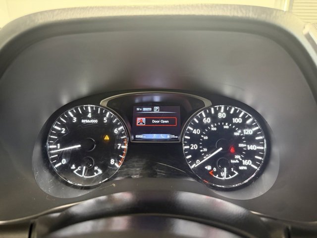 Used 2020 Nissan Pathfinder Platinum image 24