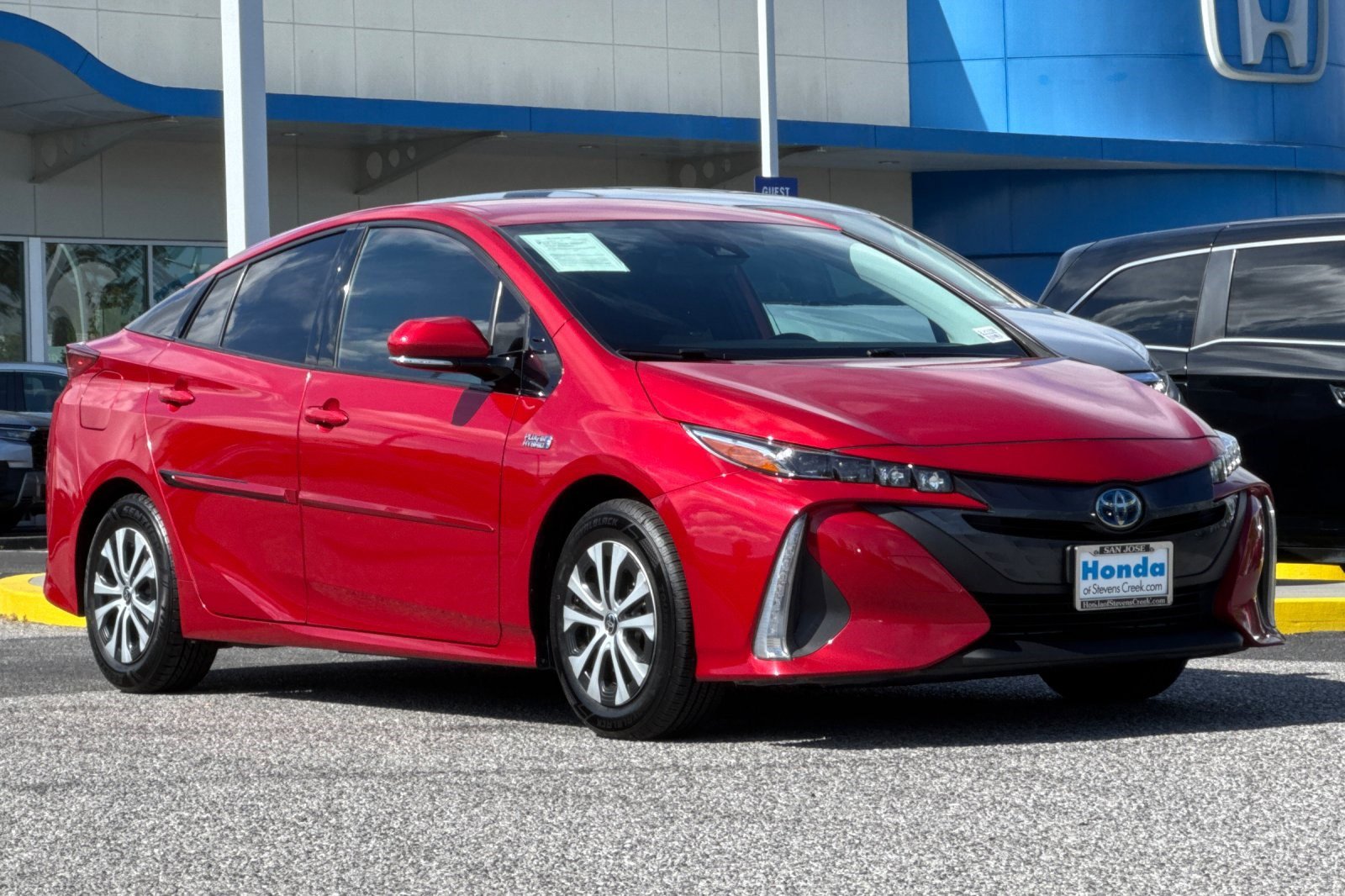 Used 2020 Toyota Prius Prime XLE w/ Protection Package FWD image 6
