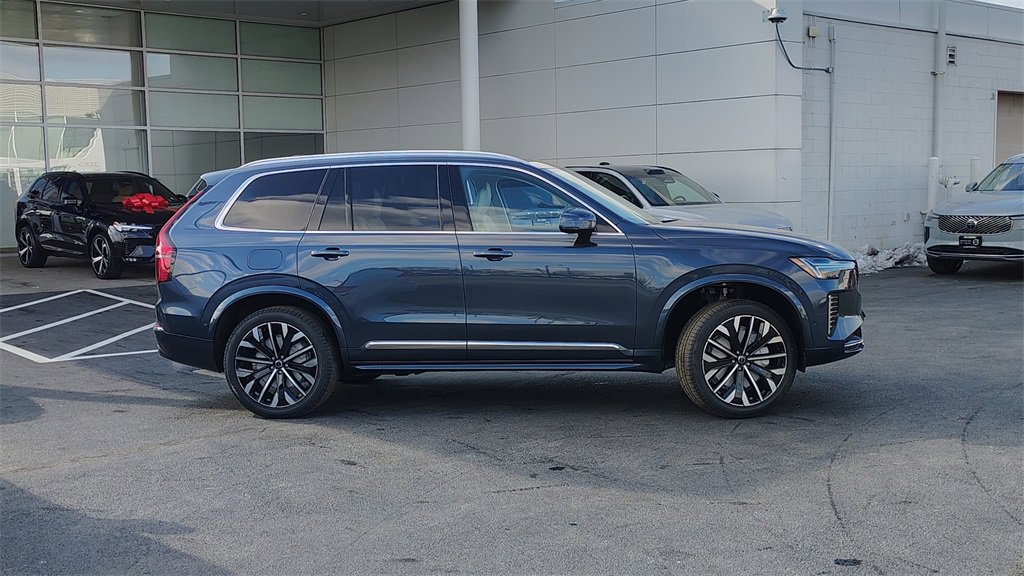 New 2026 Volvo XC90 B6 Ultra image 2