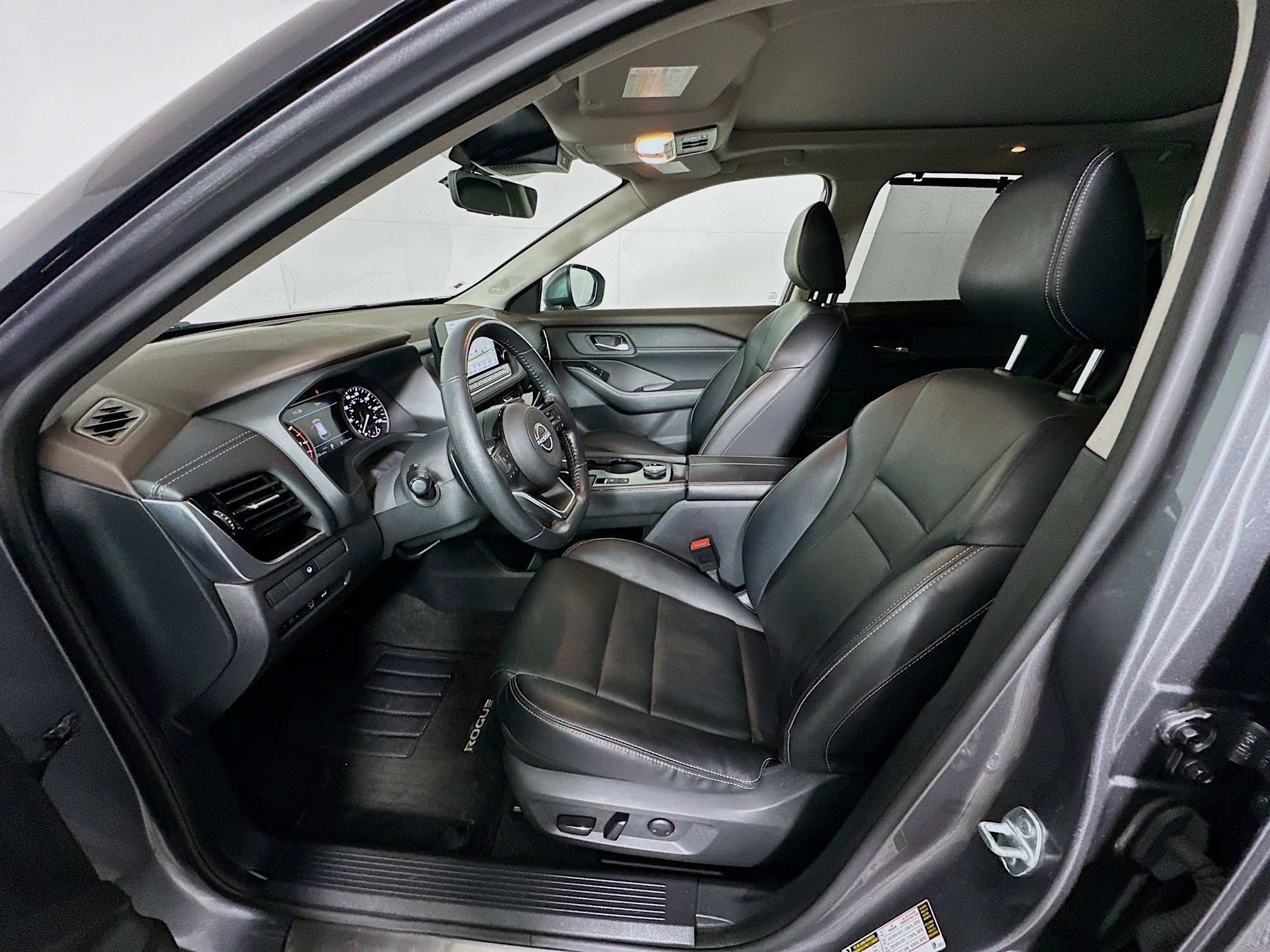 Used 2023 Nissan Rogue SL w/ SL Premium Package AWD/4WD image 13